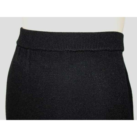 St John Basic 8 M Black Santana Knit Pull On Knee Length Pencil Skirt - Picture 3 of 6